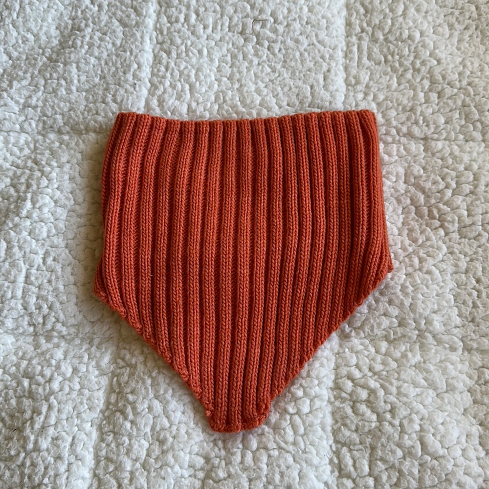FOREVER 21 STRETCHY SUMMER KNIT CROP